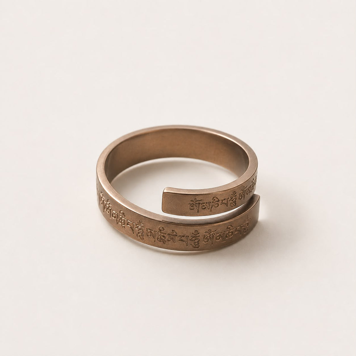 Harmonie Eingravierter Offener Ring